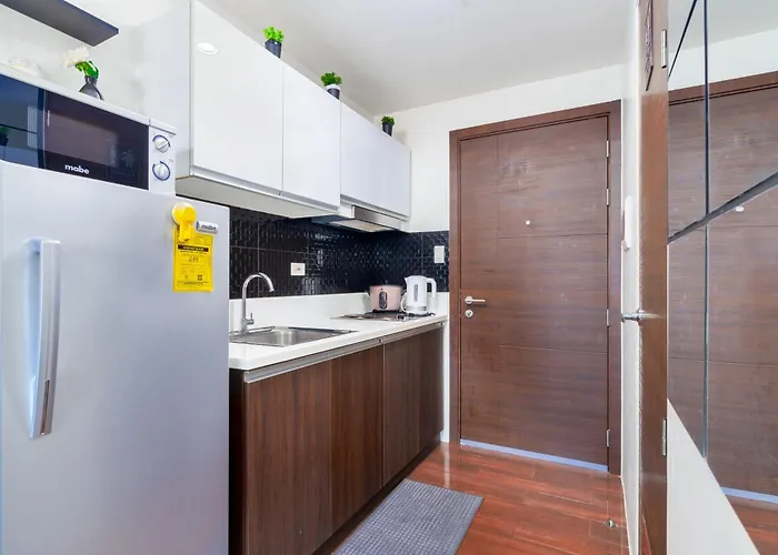 1br Staycation At Air Residences Makati Aparthotel *